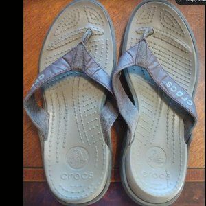 Womens Capri Light Brown/Brown Croc Flip Flops Womens Shoe Size 7